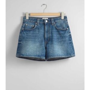 & other stories 5-Pocket Denim Shorts - mid blue SIZE 4. Worn once